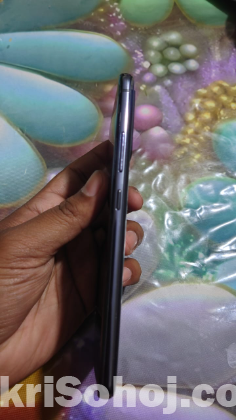 Samsung a82